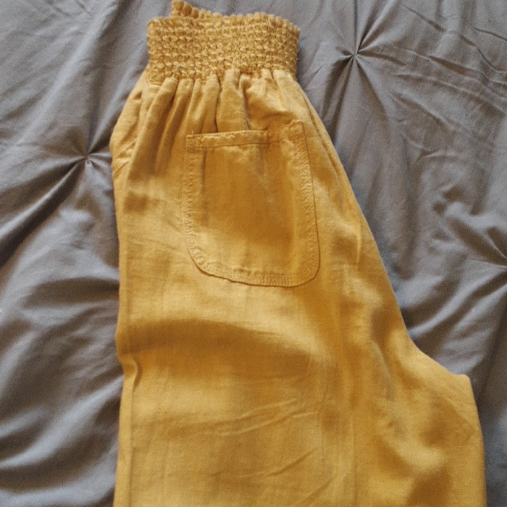 Wide leg pants